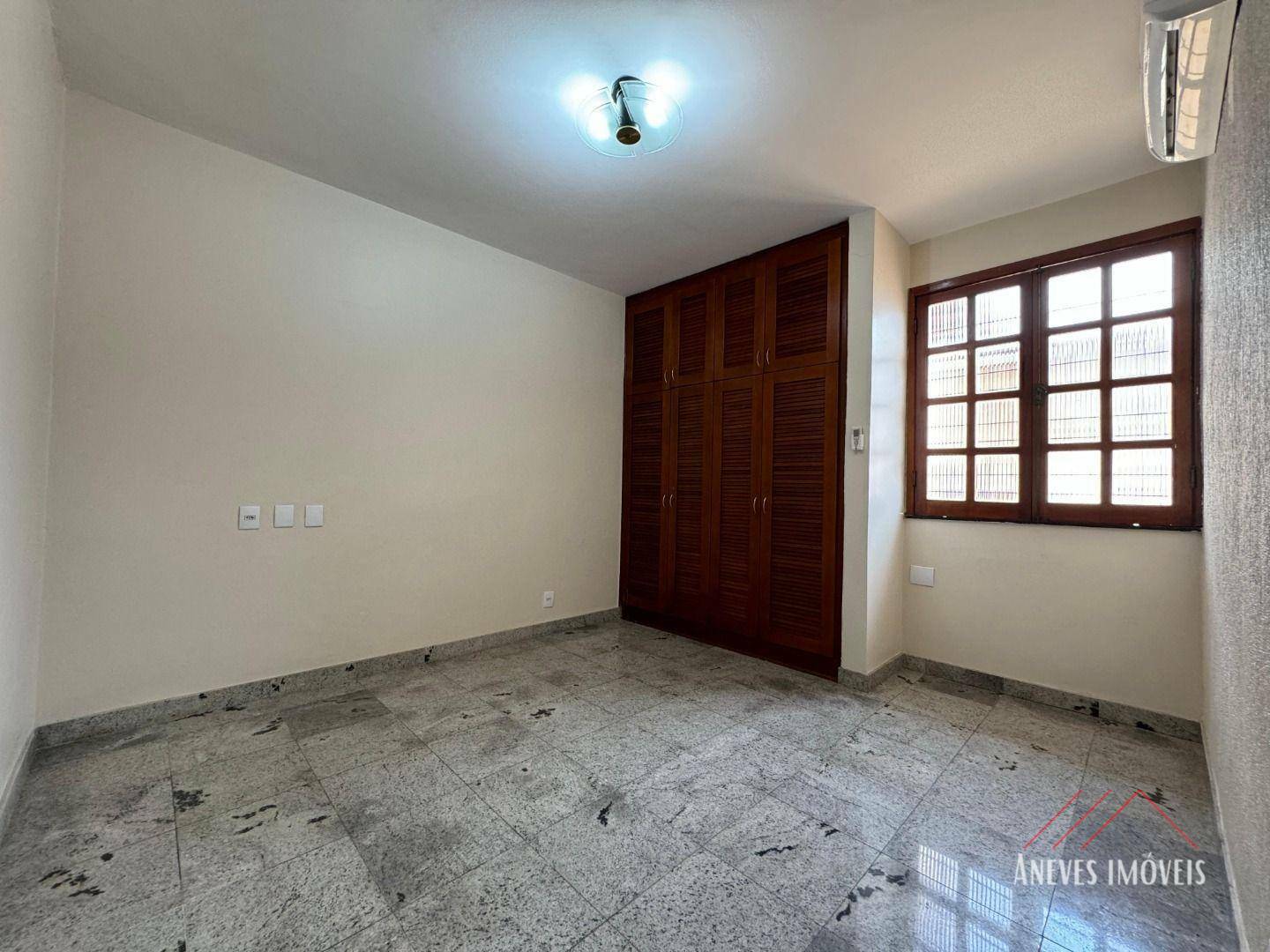 Casa de Condomínio para alugar com 4 quartos, 10m² - Foto 23