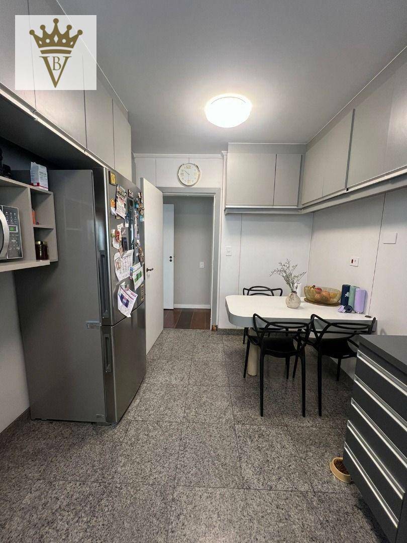 Apartamento à venda com 4 quartos, 200m² - Foto 25