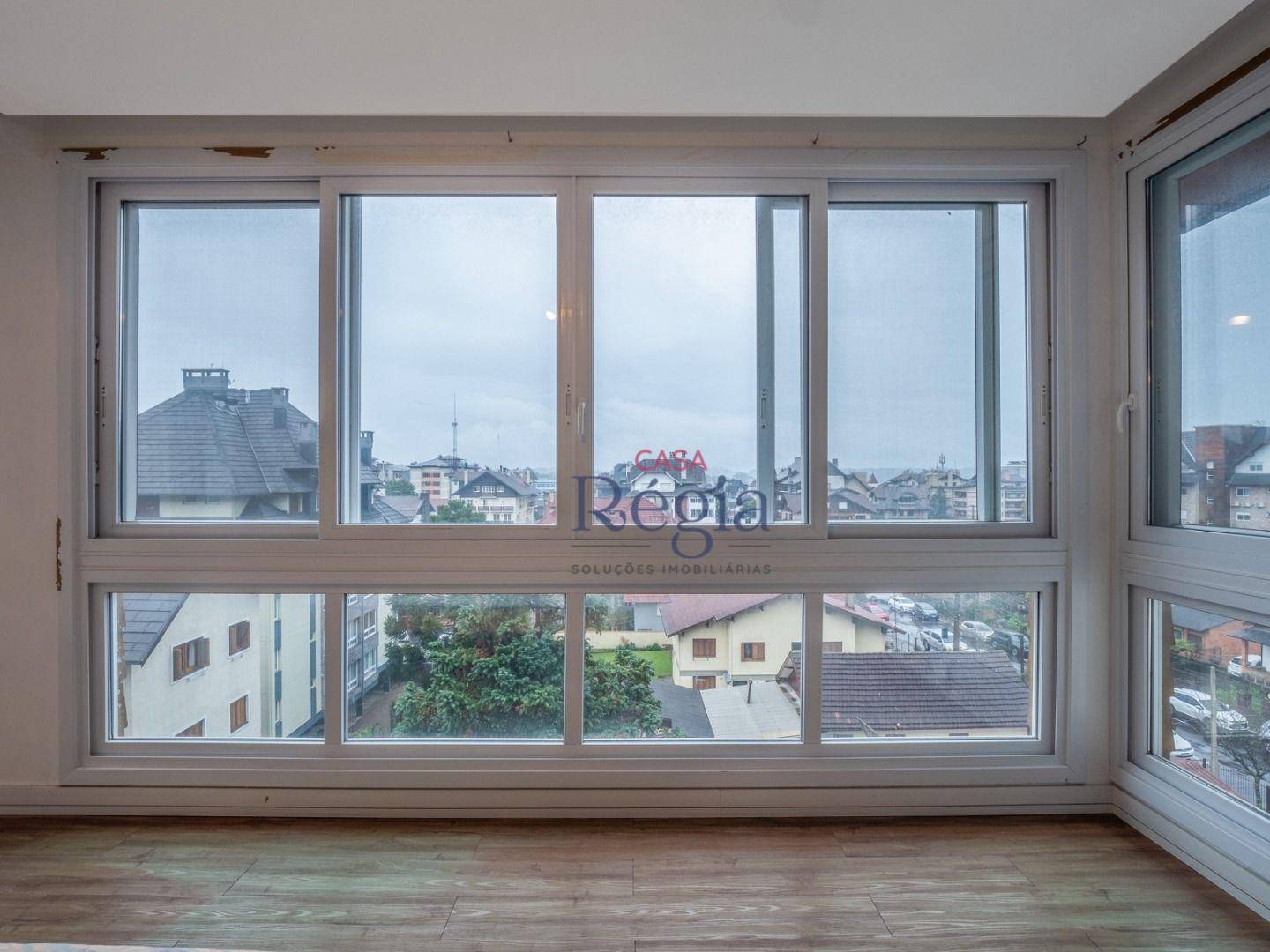 Apartamento à venda com 4 quartos, 200m² - Foto 4