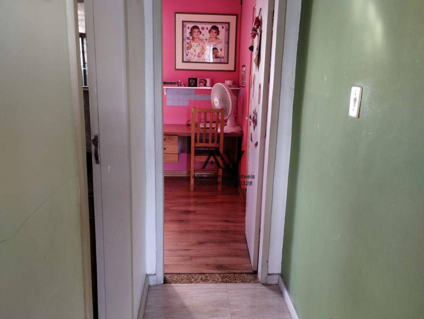 Apartamento à venda com 3 quartos, 76m² - Foto 12