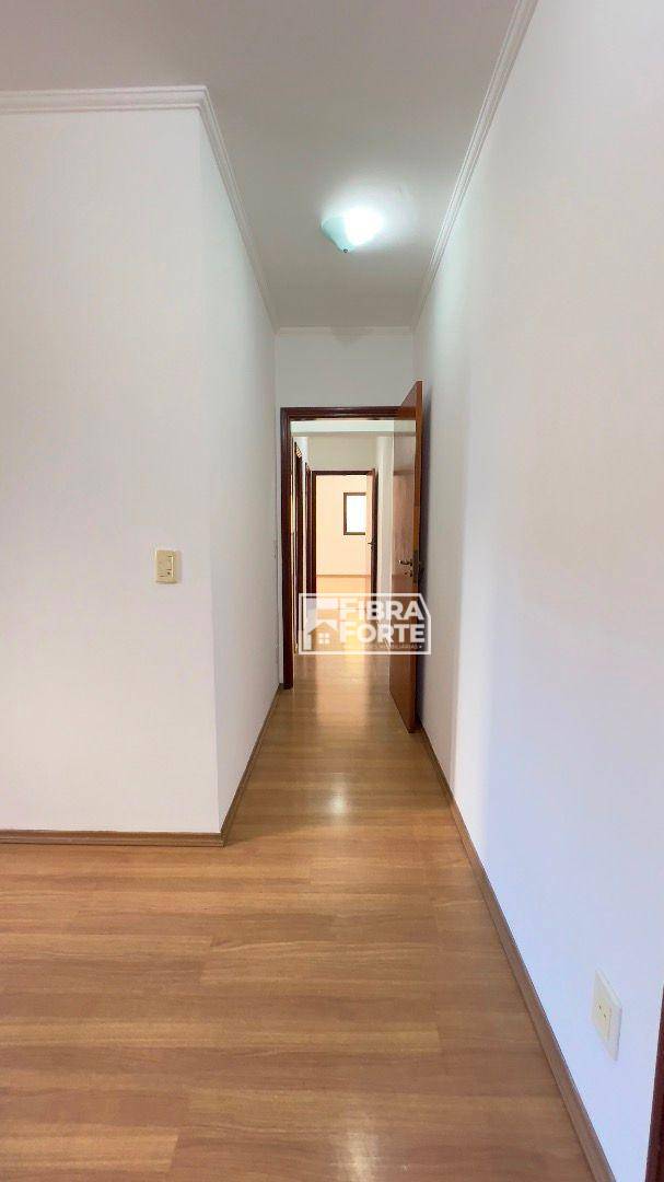 Apartamento à venda com 3 quartos, 117m² - Foto 33