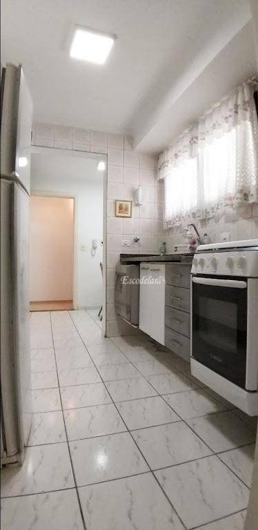 Apartamento à venda com 3 quartos, 104m² - Foto 13