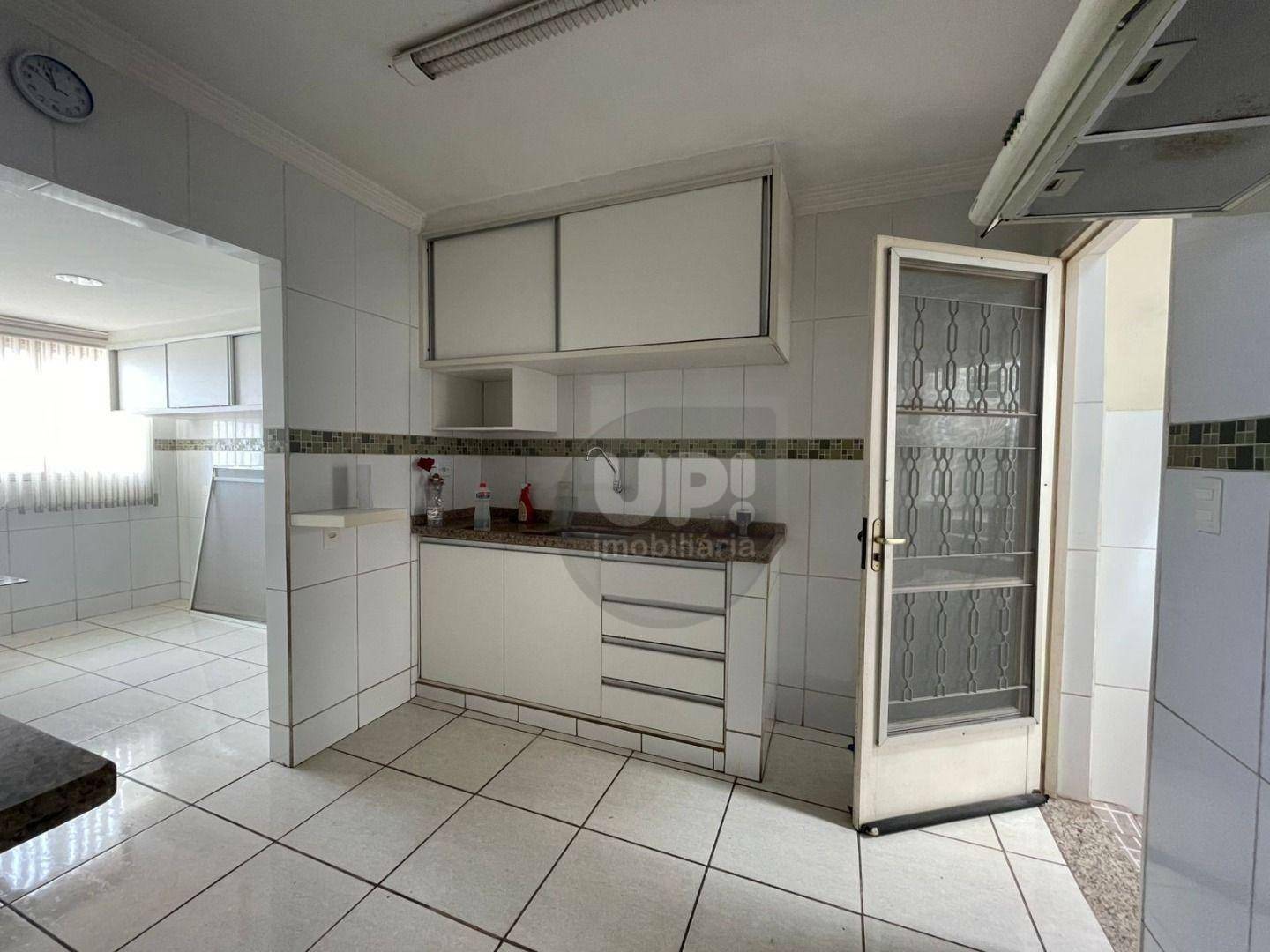 Casa à venda com 2 quartos, 74m² - Foto 27