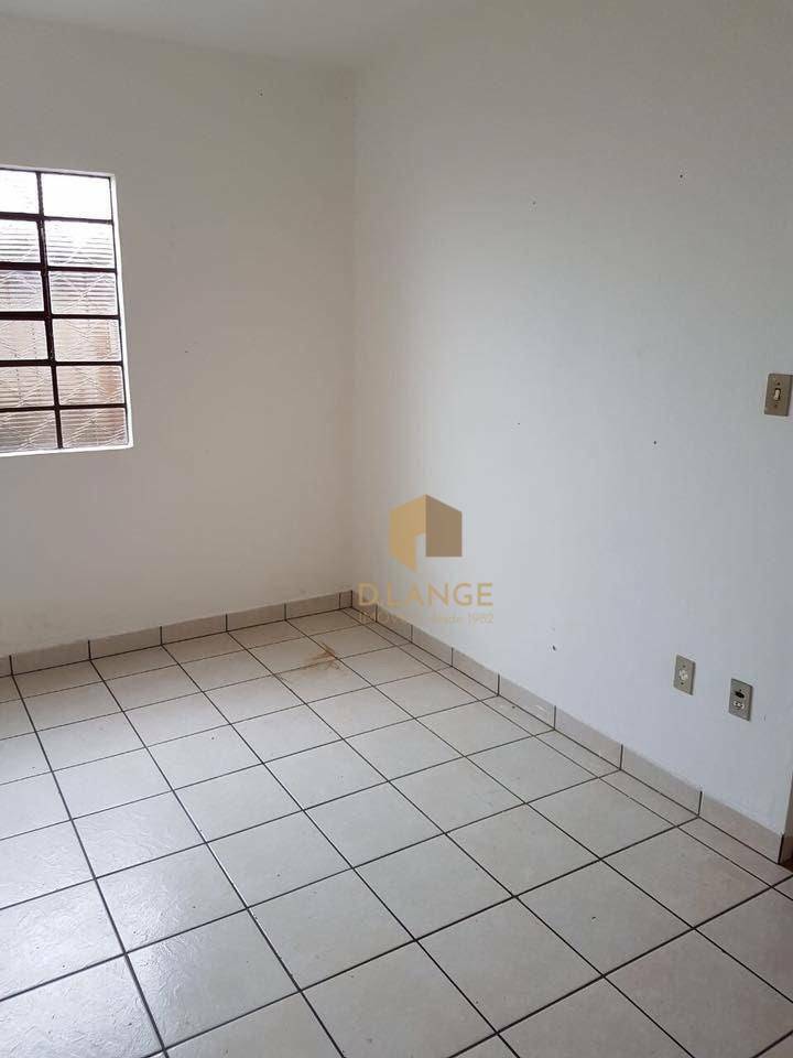 Casa à venda com 3 quartos, 250m² - Foto 14