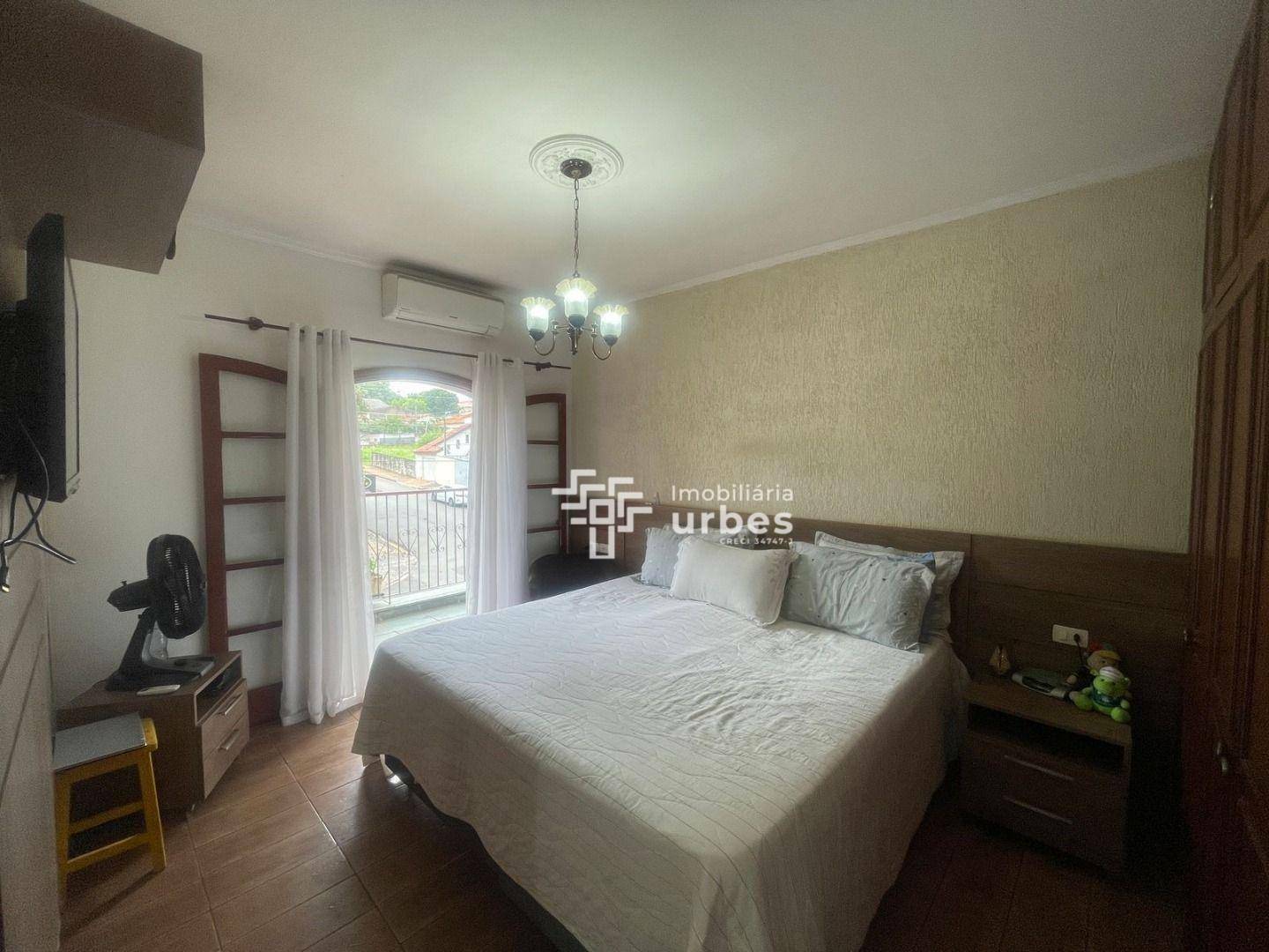 Casa à venda com 3 quartos, 208m² - Foto 21