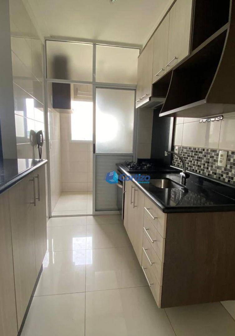 Apartamento à venda com 2 quartos, 69m² - Foto 5