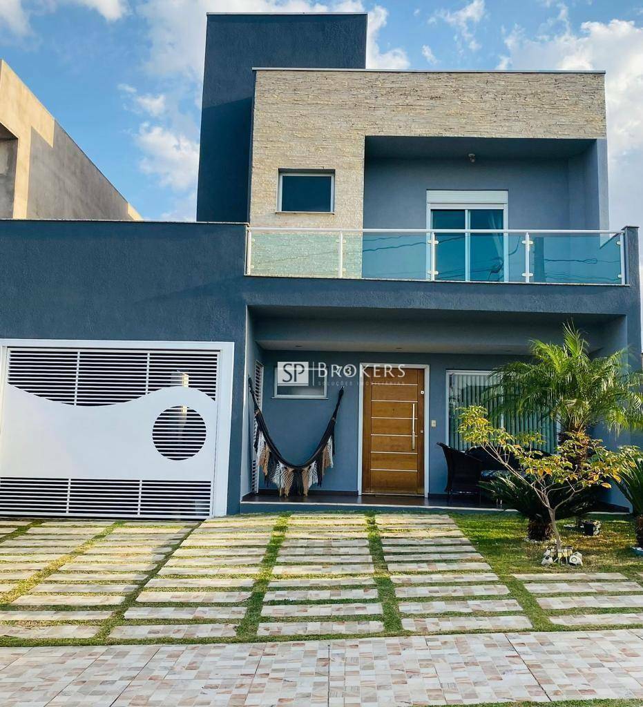 Casa de Condomínio à venda com 4 quartos, 205m² - Foto 1