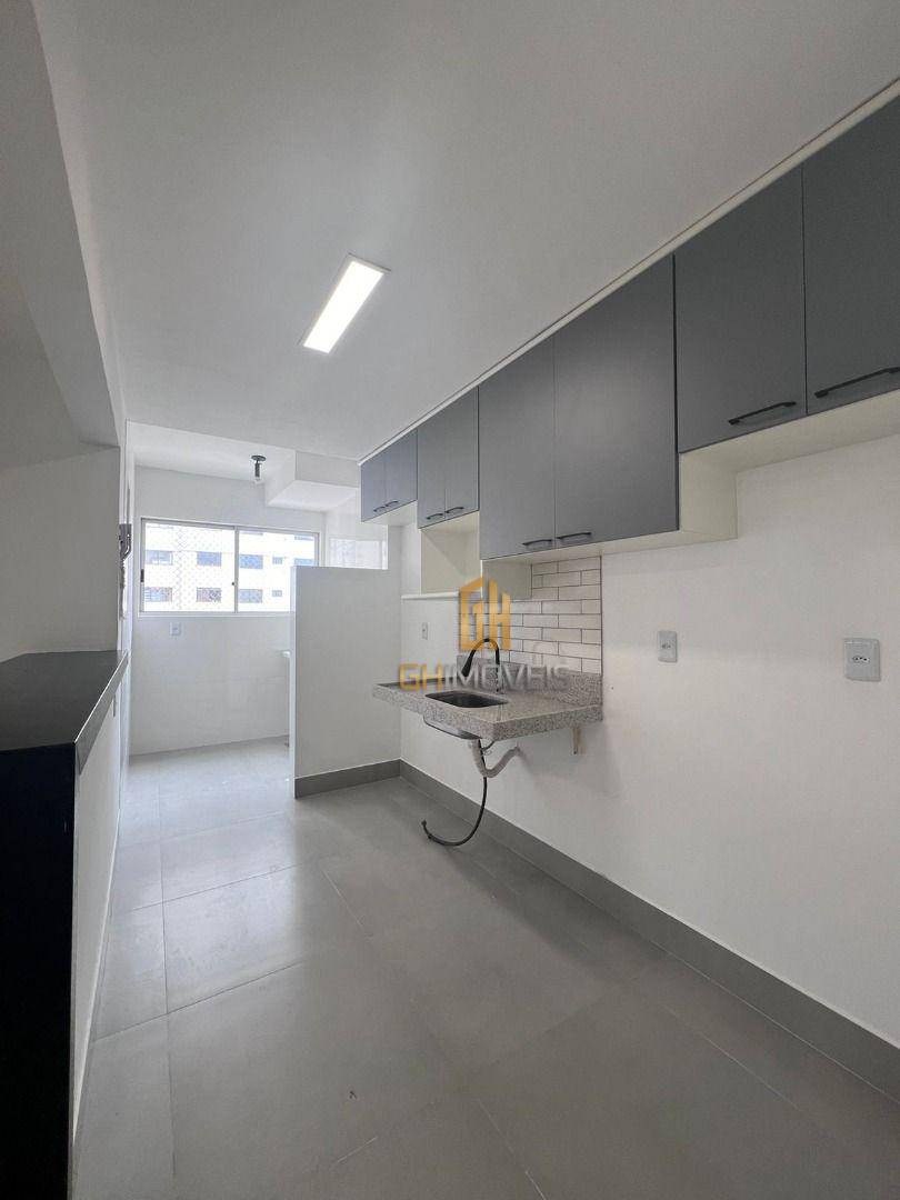 Apartamento à venda com 3 quartos, 77m² - Foto 7