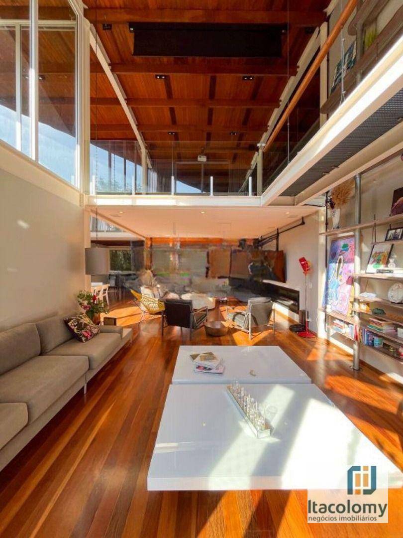 Casa de Condomínio à venda com 3 quartos, 530m² - Foto 1