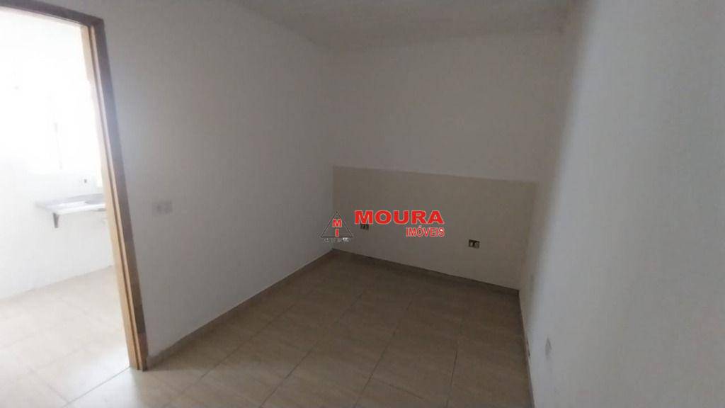 Casa para alugar com 1 quarto, 26m² - Foto 9