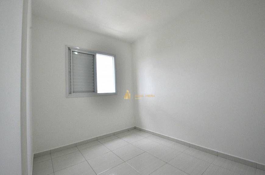 Apartamento à venda com 3 quartos, 75m² - Foto 13