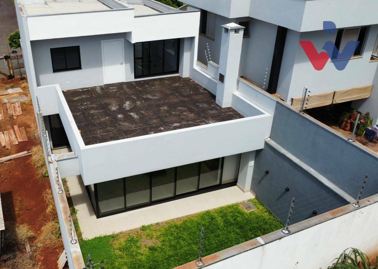 Casa à venda com 3 quartos, 238m² - Foto 21