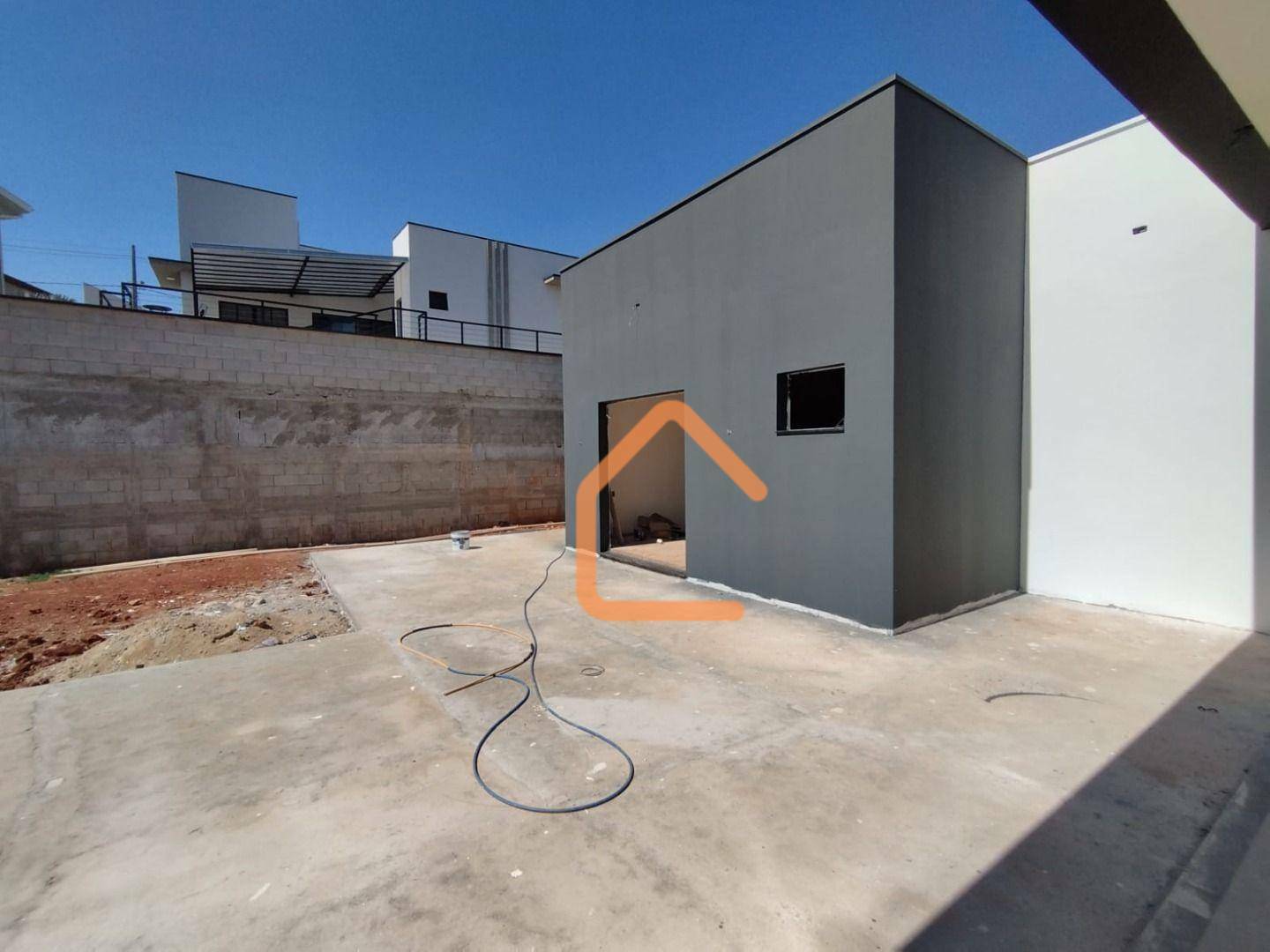 Casa à venda com 3 quartos, 300m² - Foto 20