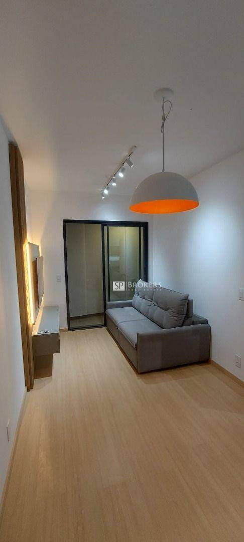 Apartamento para alugar com 2 quartos, 40m² - Foto 15