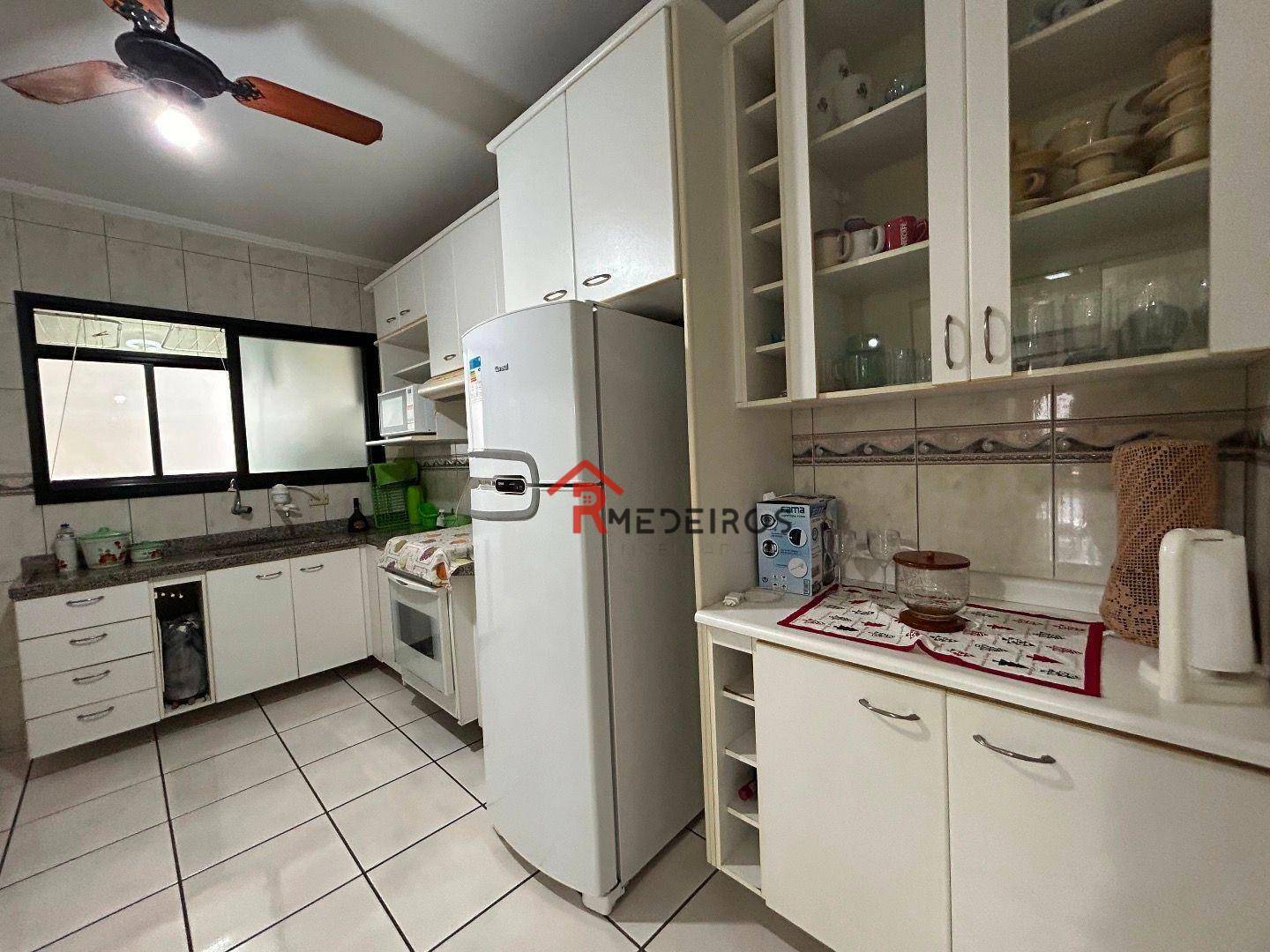 Apartamento à venda com 2 quartos, 98m² - Foto 17