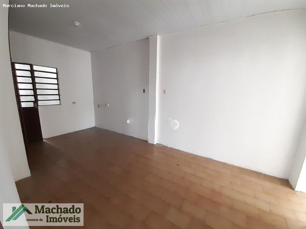Casa à venda com 3 quartos, 113m² - Foto 2