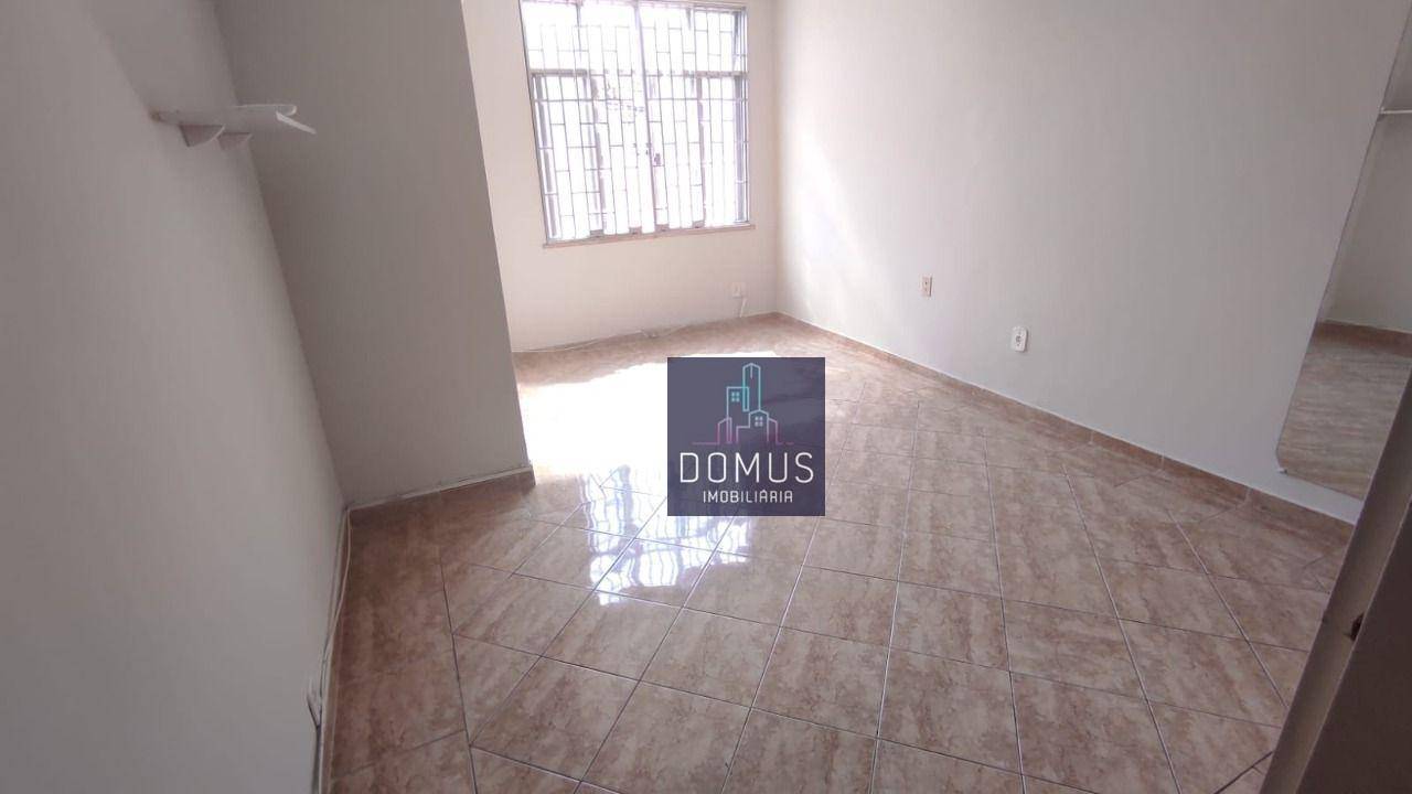 Casa à venda com 3 quartos, 300M2 - Foto 3