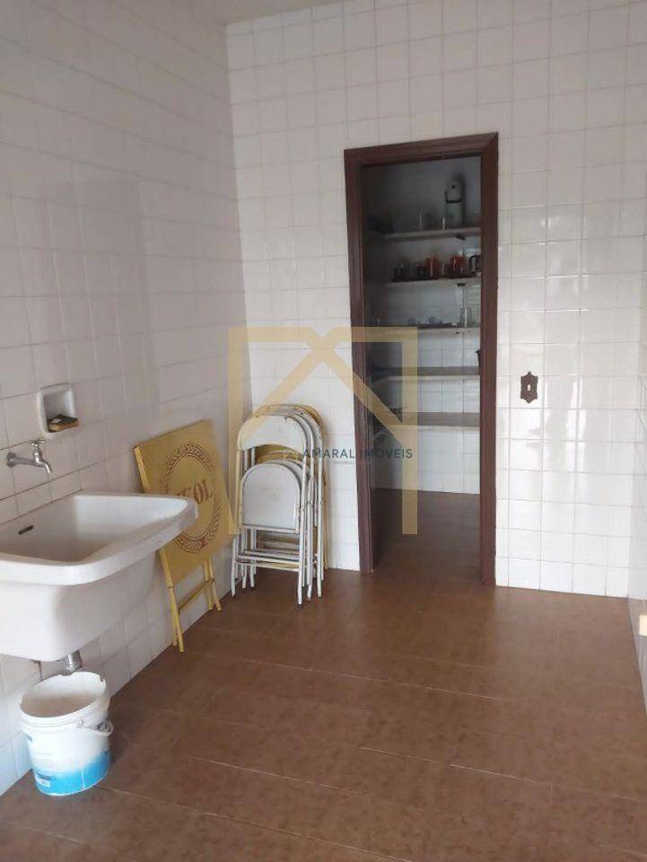 Chácara à venda com 4 quartos, 200m² - Foto 3