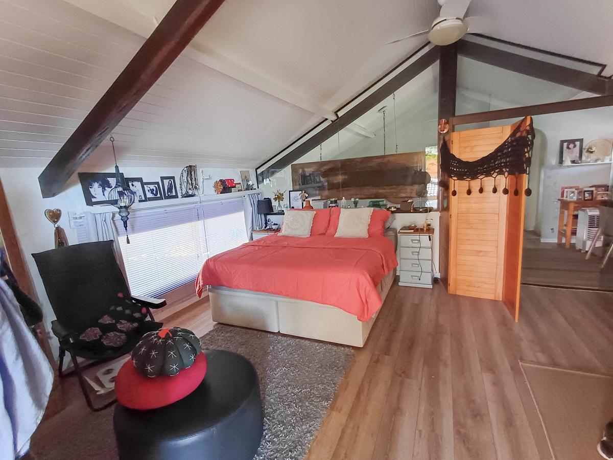 Casa à venda com 4 quartos, 200m² - Foto 7