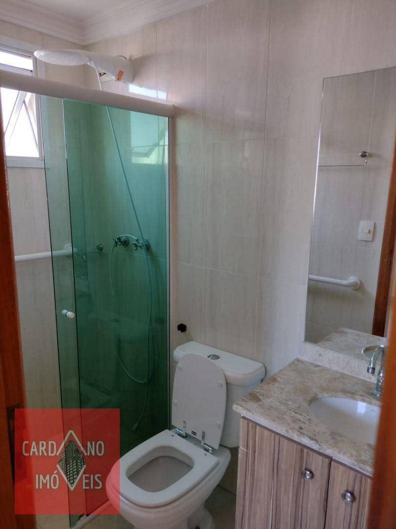 Apartamento para alugar com 3 quartos, 70m² - Foto 9