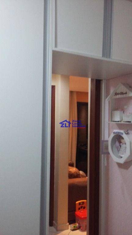 Apartamento à venda com 2 quartos, 60m² - Foto 14