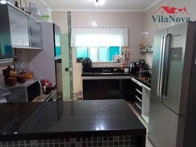 Casa à venda com 4 quartos, 194m² - Foto 6