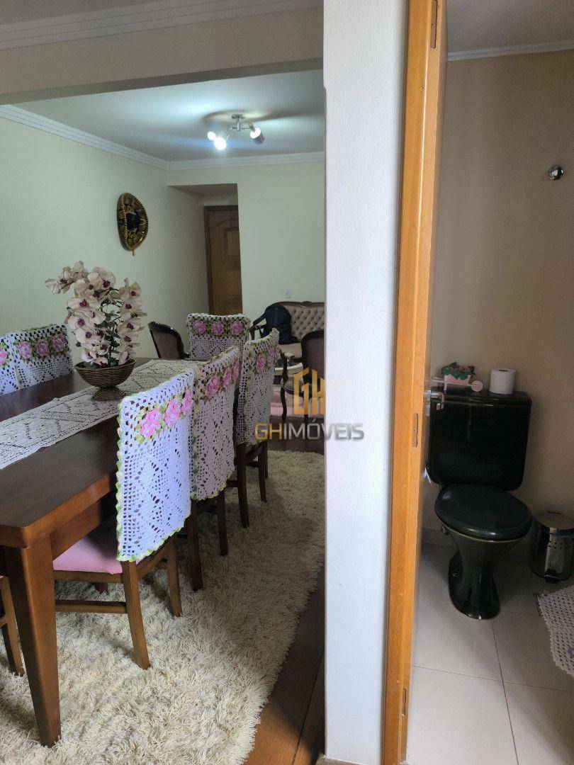 Apartamento à venda com 3 quartos, 227m² - Foto 10