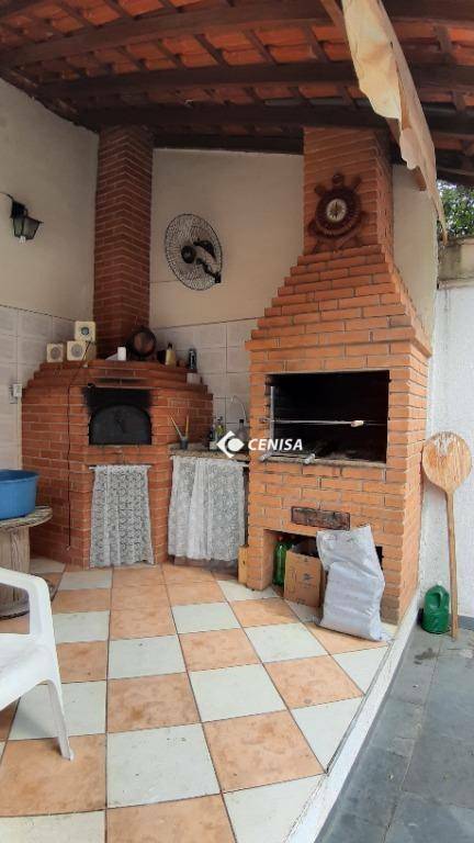 Casa à venda com 4 quartos, 234m² - Foto 12