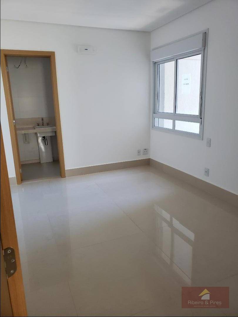 Apartamento à venda com 4 quartos, 261m² - Foto 9