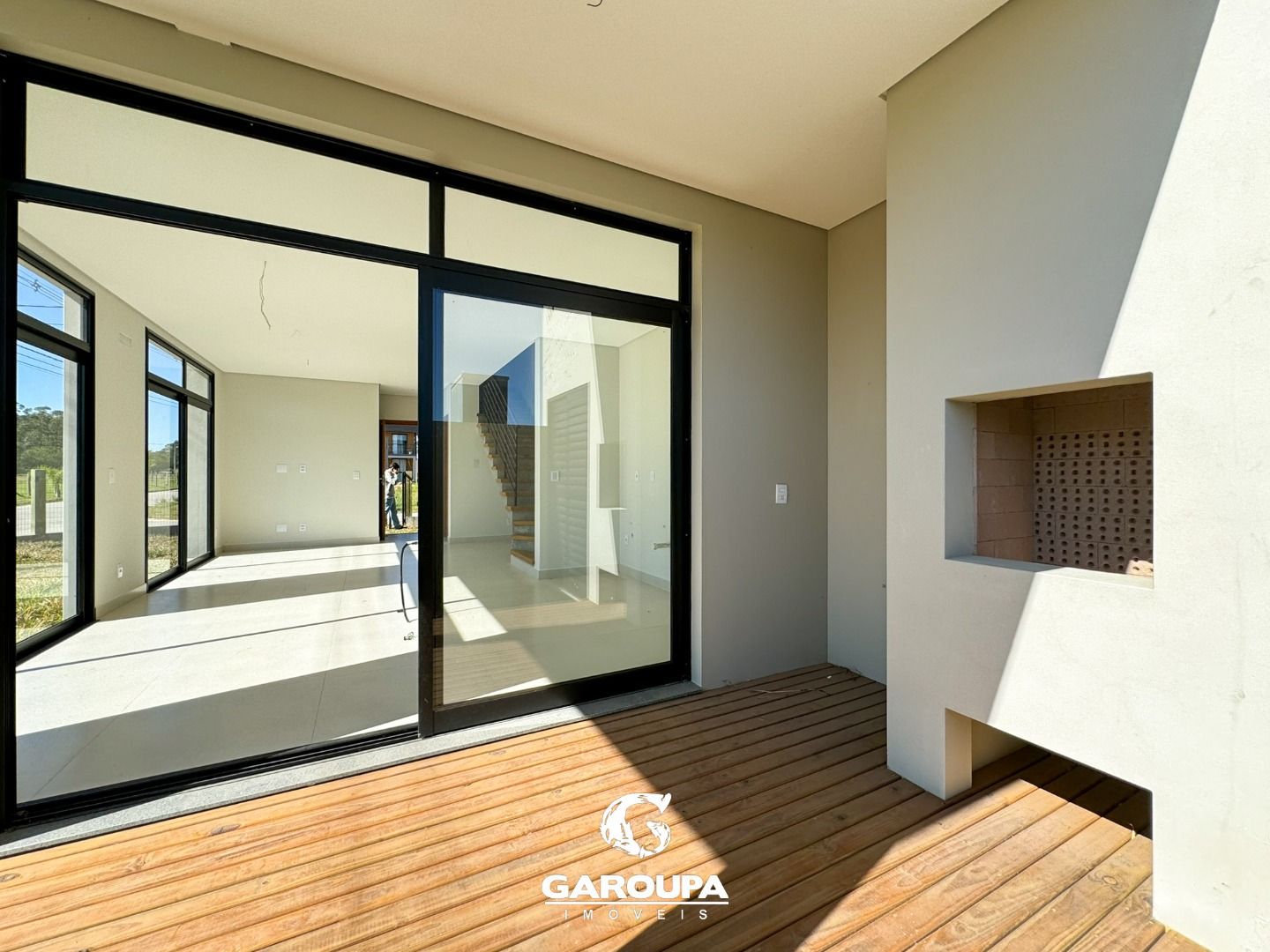 Casa à venda com 3 quartos, 101m² - Foto 9