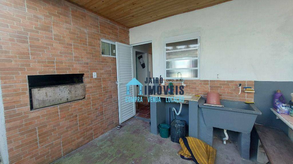 Casa à venda com 3 quartos, 96m² - Foto 14