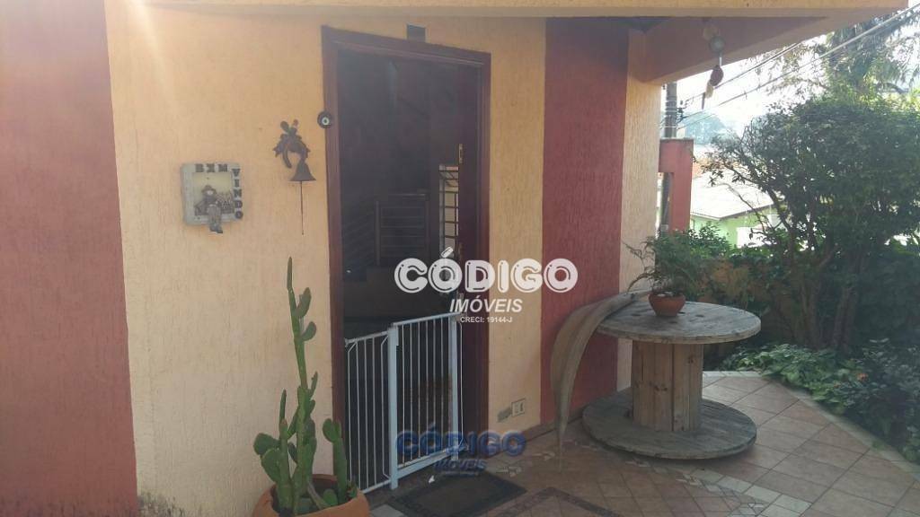 Sobrado à venda com 3 quartos, 236m² - Foto 5