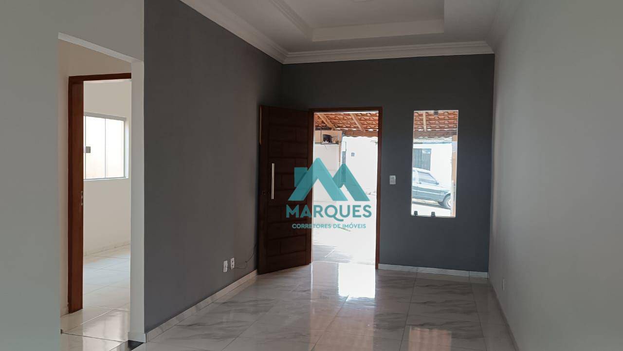 Casa à venda com 2 quartos, 78m² - Foto 4