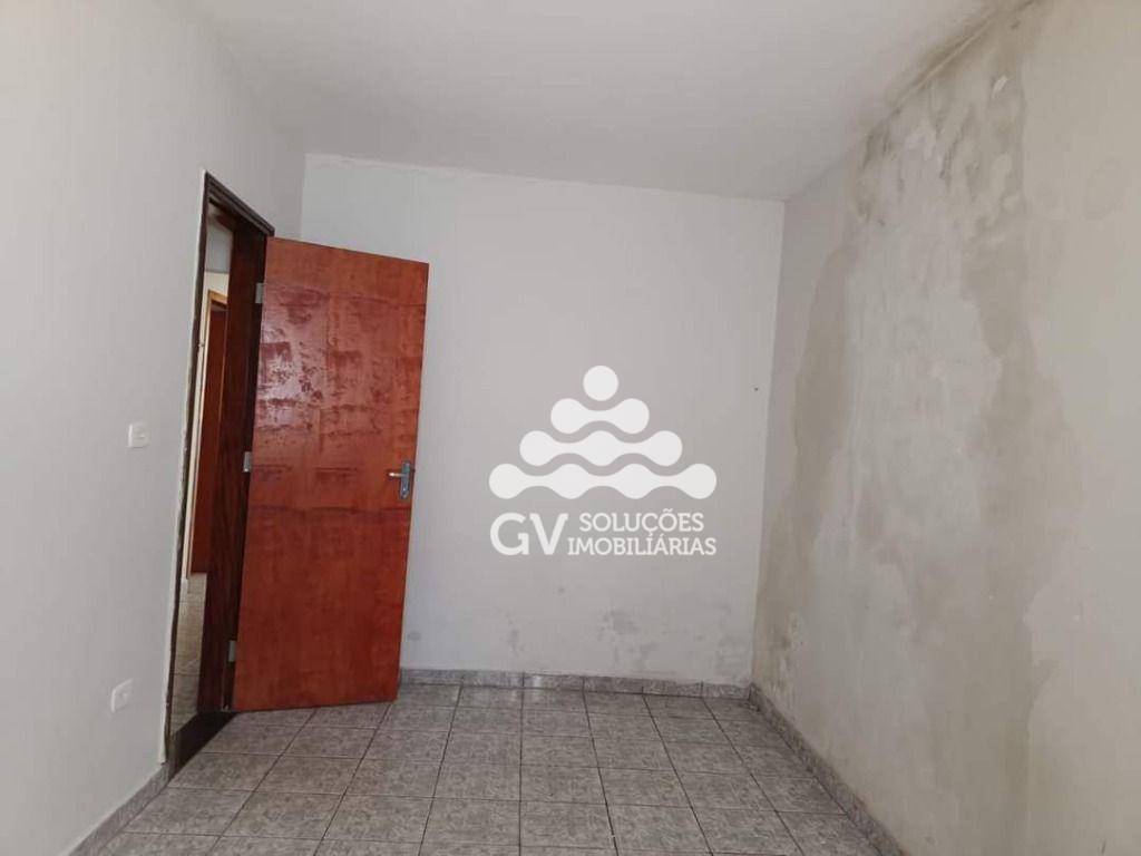 Casa à venda com 2 quartos, 180m² - Foto 13