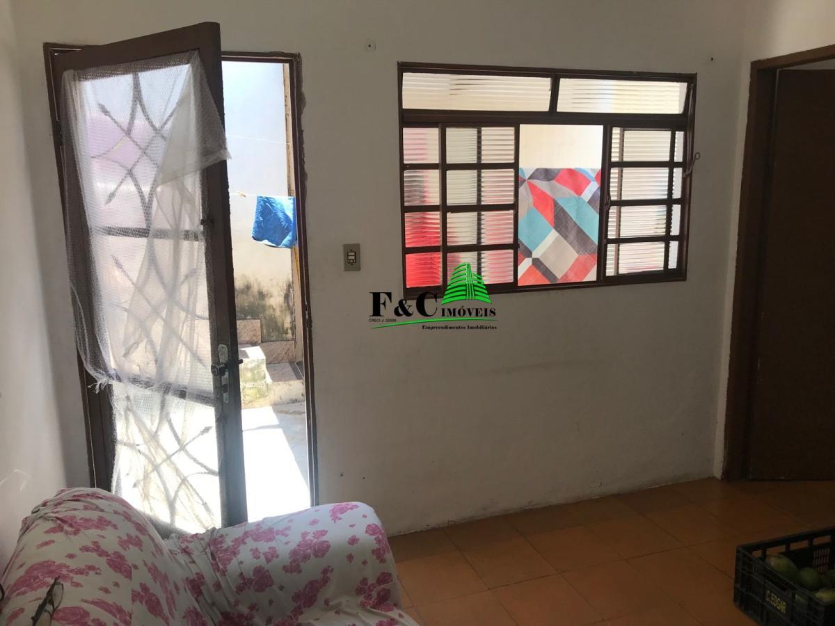 Casa à venda com 4 quartos, 250m² - Foto 25