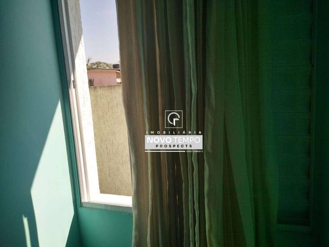 Sobrado à venda com 2 quartos, 100m² - Foto 3