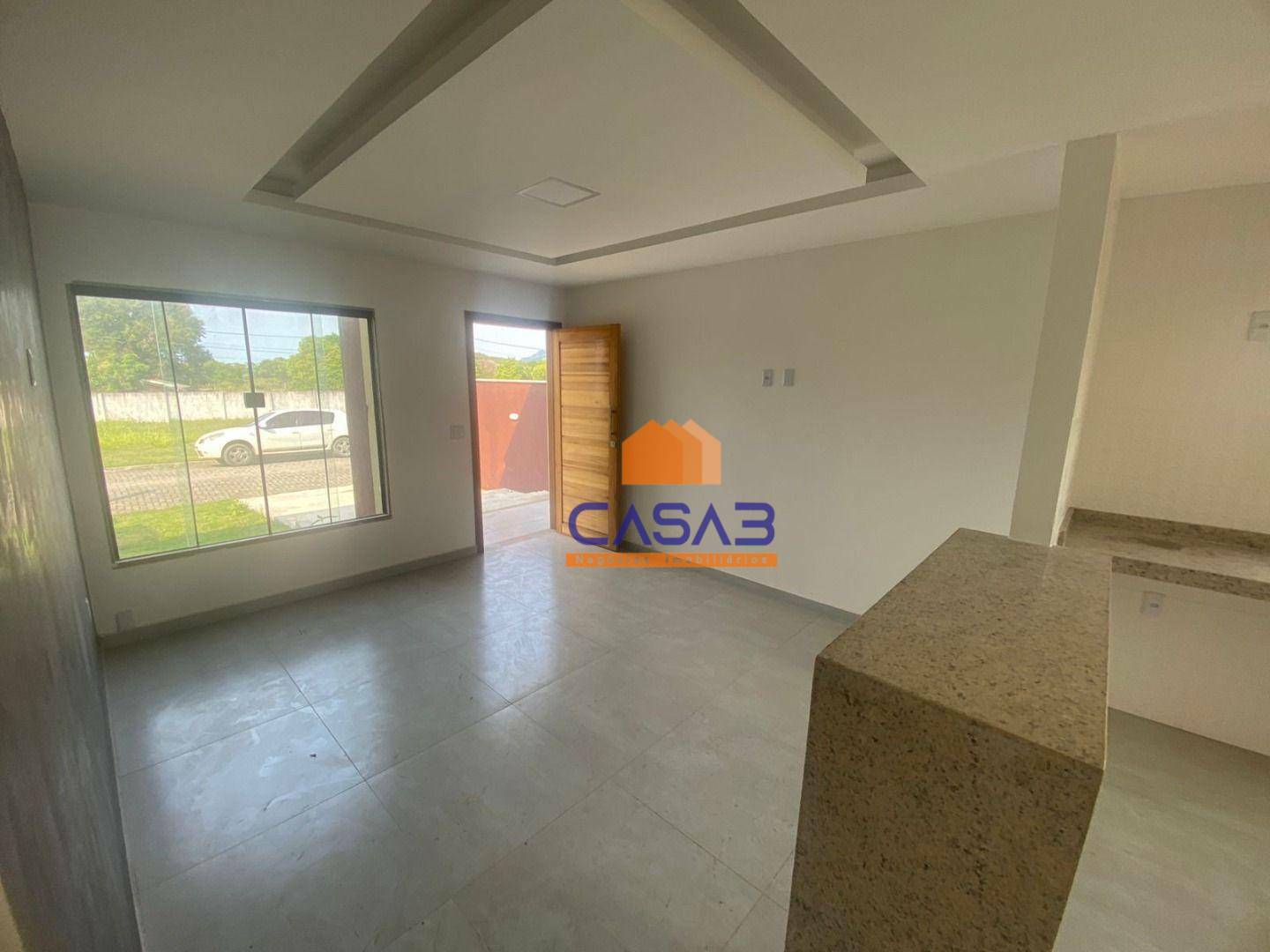 Casa à venda com 2 quartos, 70m² - Foto 5