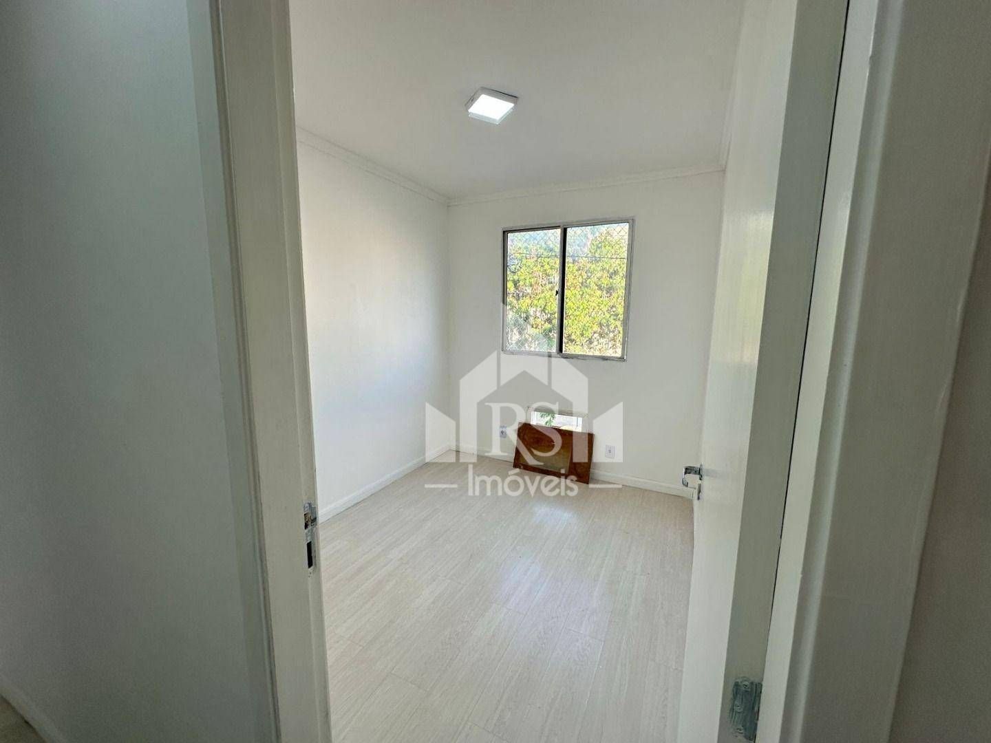 Apartamento à venda com 2 quartos, 70m² - Foto 6