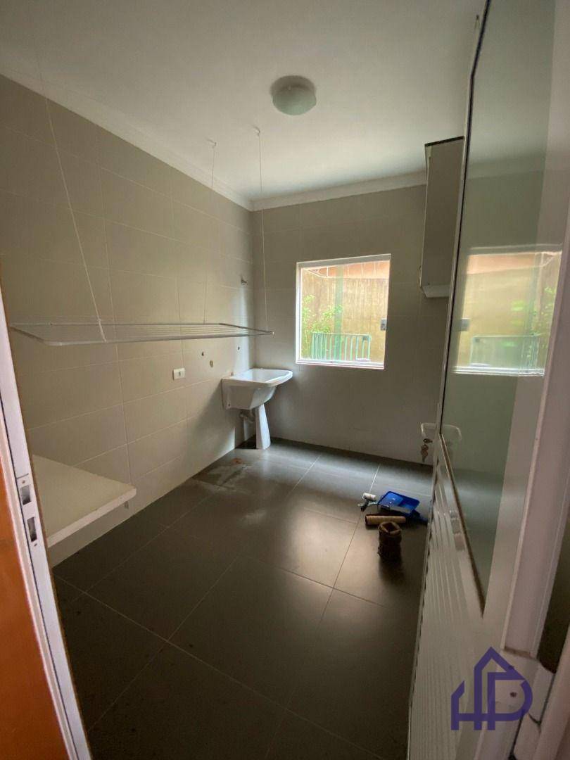 Casa para alugar com 3 quartos, 248m² - Foto 18