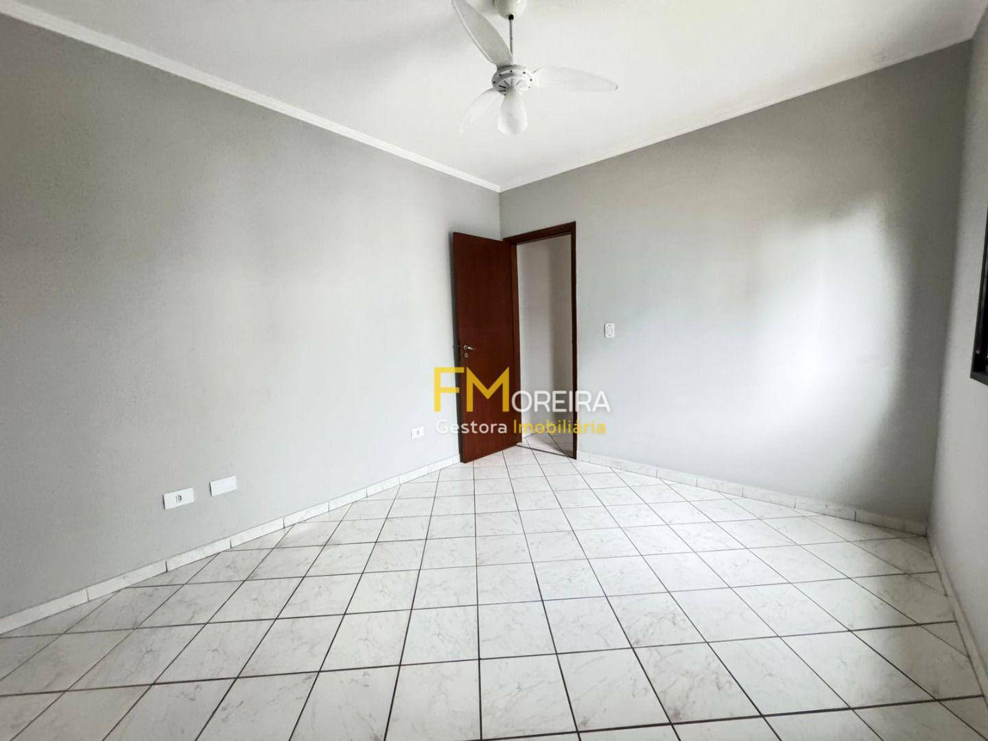 Apartamento para alugar com 1 quarto, 58m² - Foto 7