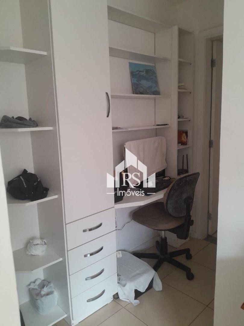 Apartamento à venda com 2 quartos, 70m² - Foto 13