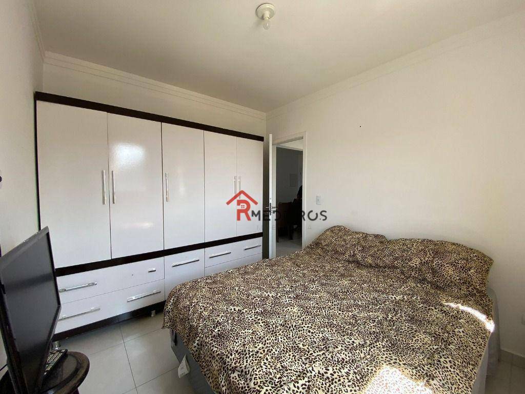 Apartamento à venda com 2 quartos, 70m² - Foto 14