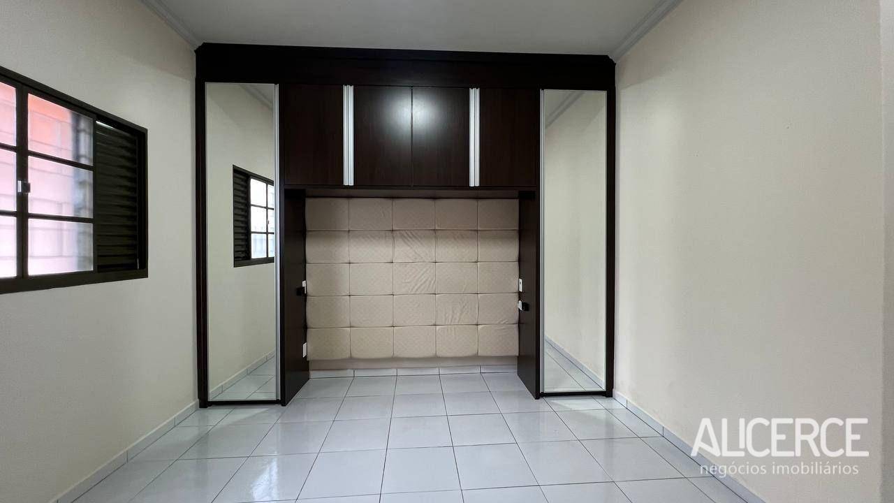 Casa à venda com 3 quartos, 175m² - Foto 18