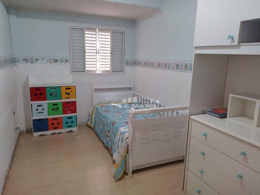 Casa à venda com 6 quartos, 296m² - Foto 23