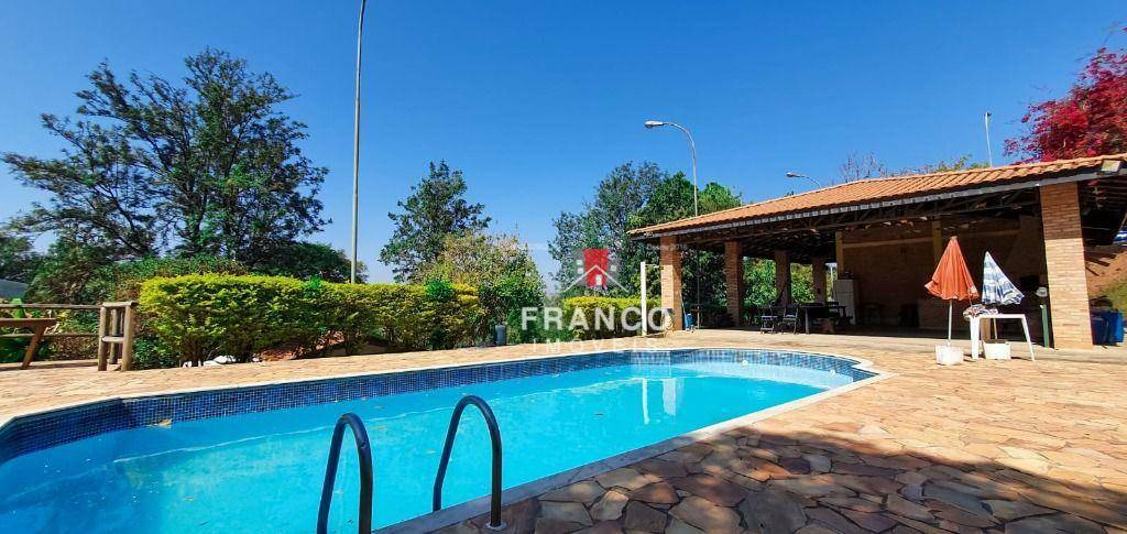 Chácara, 3 quartos, 4000 m² - Foto 2