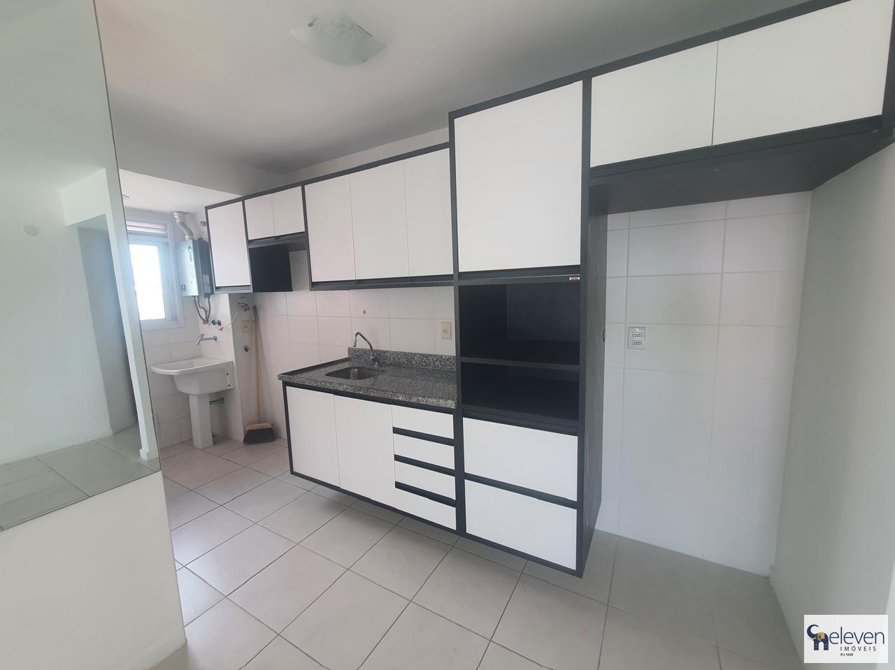 Apartamento à venda com 2 quartos, 75m² - Foto 5