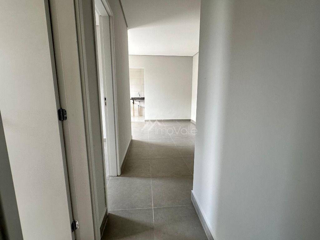 Apartamento à venda com 2 quartos, 62m² - Foto 6