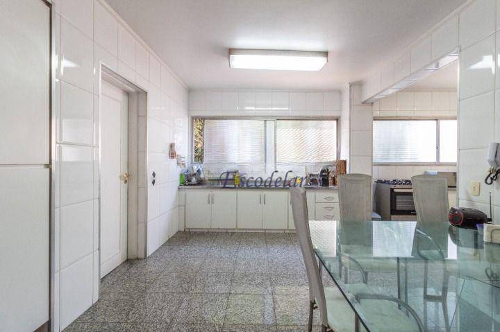 Apartamento à venda com 4 quartos, 270m² - Foto 9