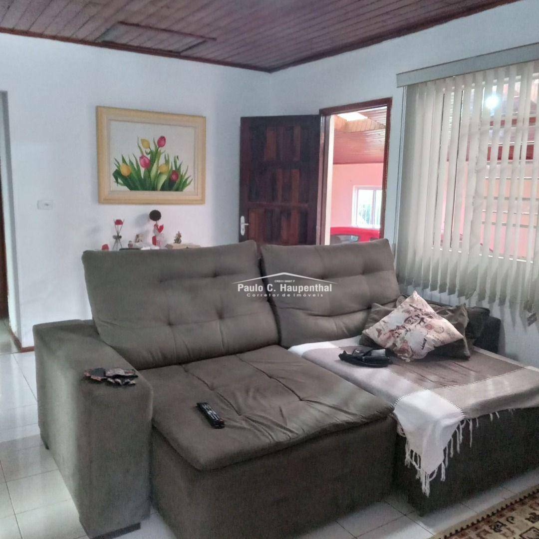 Casa à venda com 4 quartos, 220m² - Foto 4