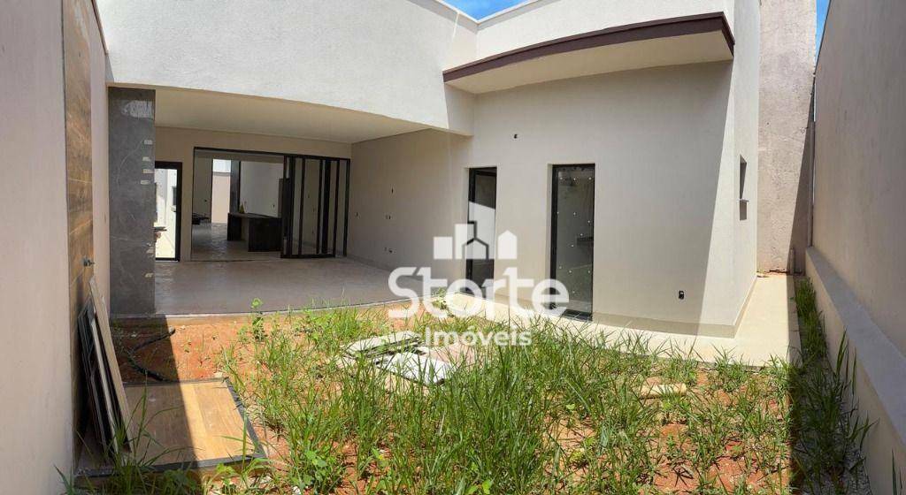 Casa à venda com 3 quartos, 180m² - Foto 15